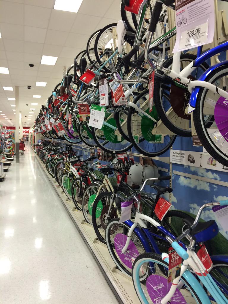 MLTarget's tweet photo. Bring on the warm weather, Midway is ready!! @ShannonGehrmann @me3re @KMun71 @phetxath @KatyLaty16 @kvh_2000 #THEG199 http://t.co/1BGZ6dp6XW