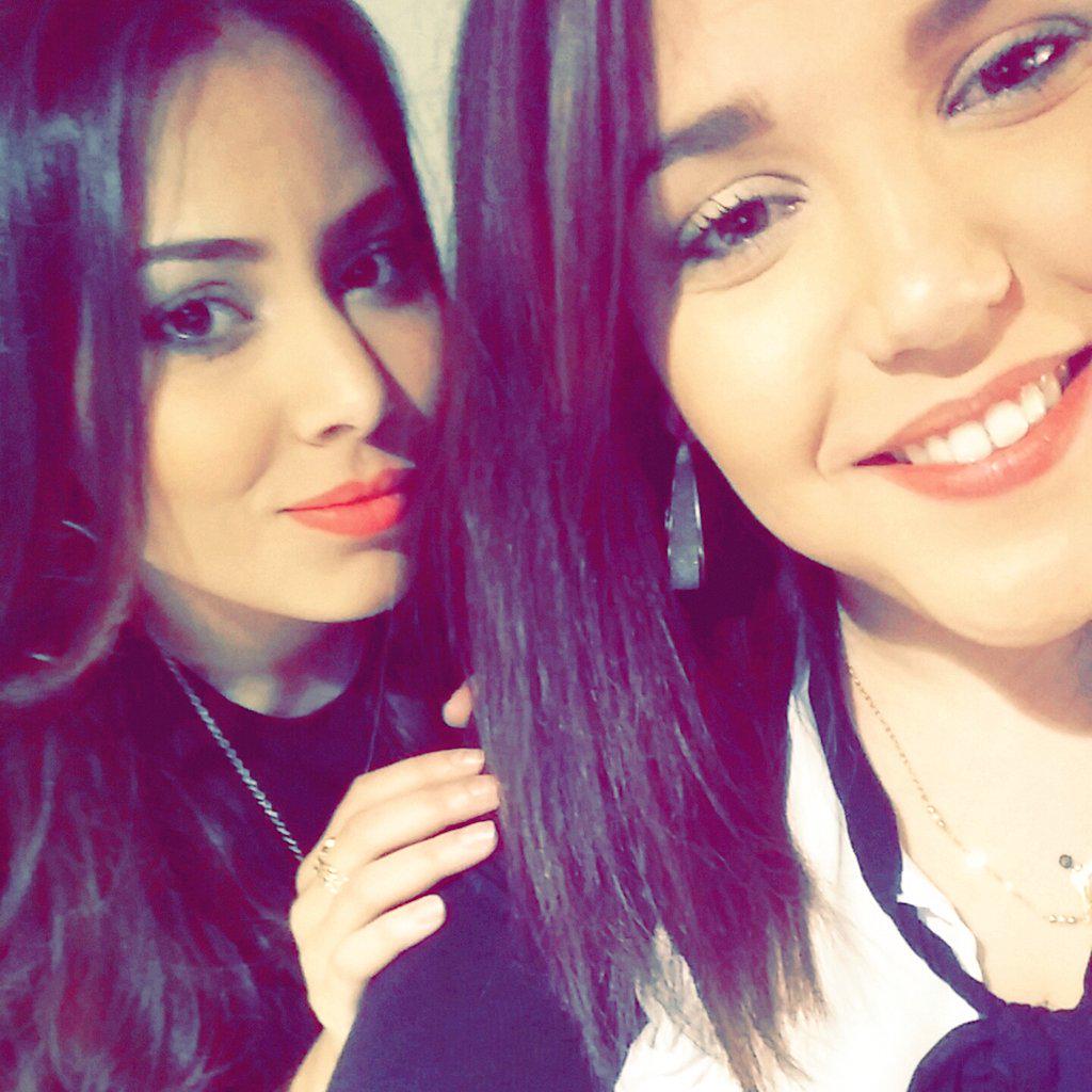 Finoushe's tweet image. Askip on est des potes. 💗