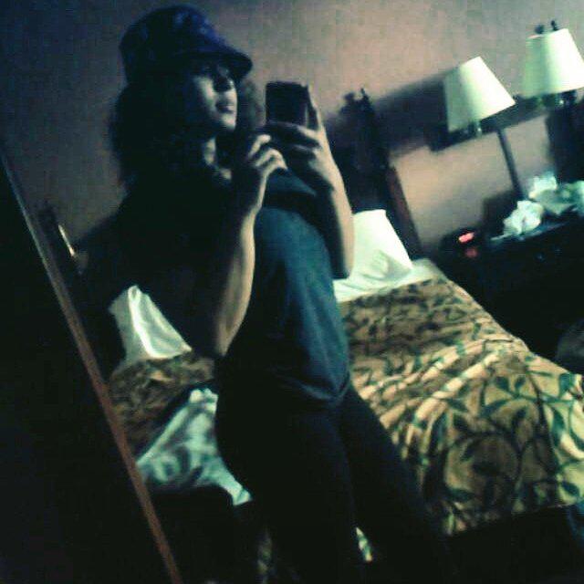 KansasHoward's tweet image. I don't think you do .. soooo you and me are threw .