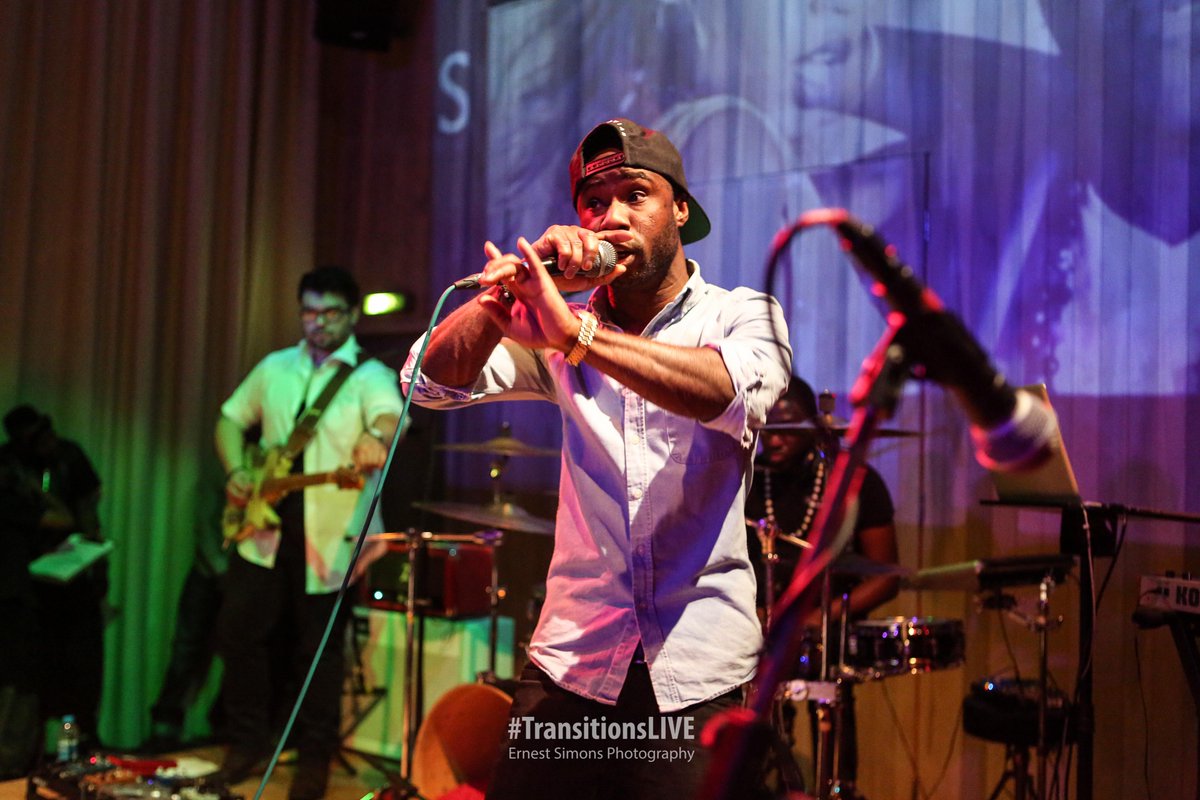 ernestsimons's tweet image. #TransitionsLIVE   @OfficialYoungO @Silvastonebeats doing his thang #LIVEnDIRECT