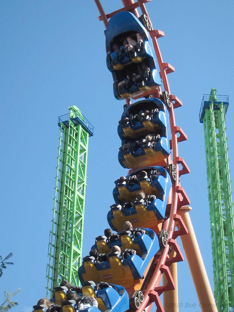 SFNEUltimate's tweet image. #Flashback @SF_newengland opening day 2015.  @sfneonline @Roller_Coaster @Coastercrew @SteelCoaster @ThemePrkCentral