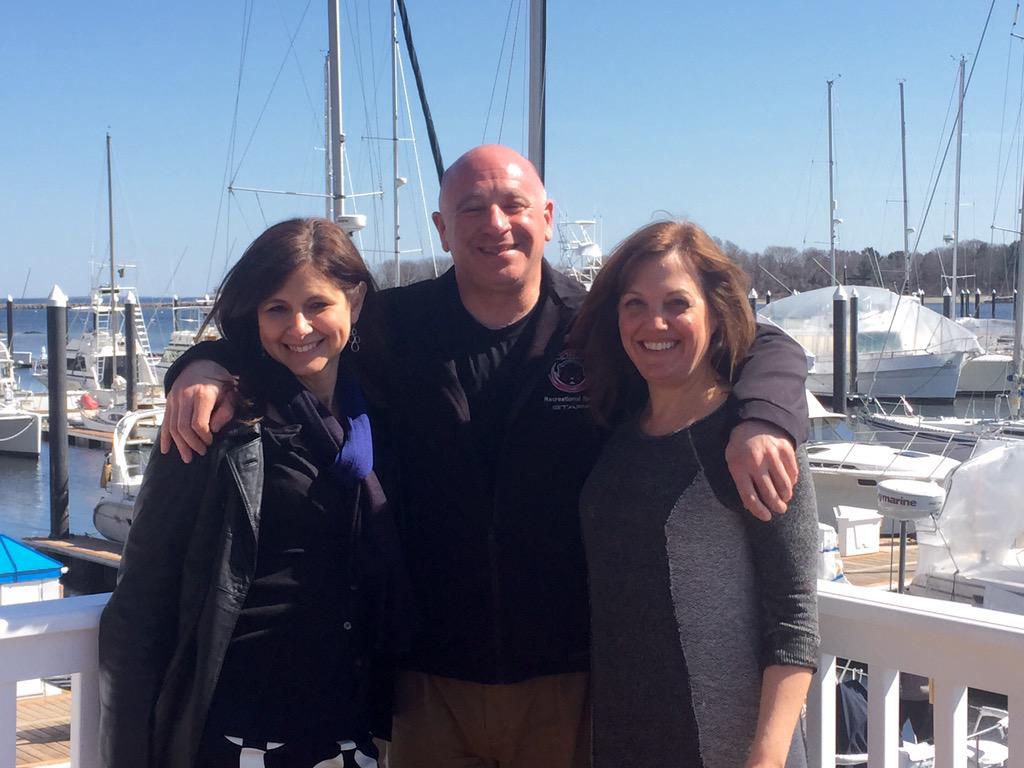 Bruce R. Mendelsohn (The Hired Pen) tweet media