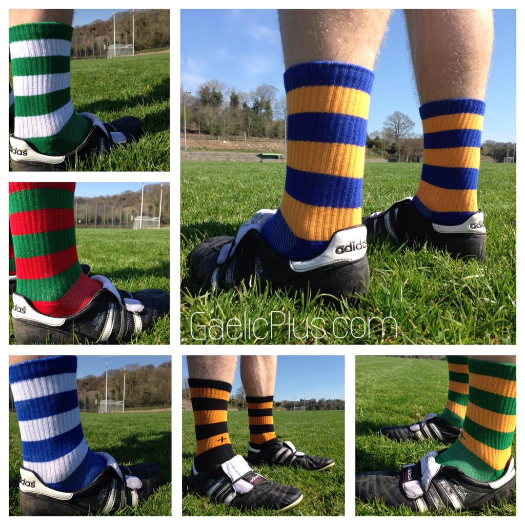 WHO WANTS FREE SOCKS!! RT and FOLLOW to be in with a chance to win our new Mini Socks! 2 Winners at 12 tonight!