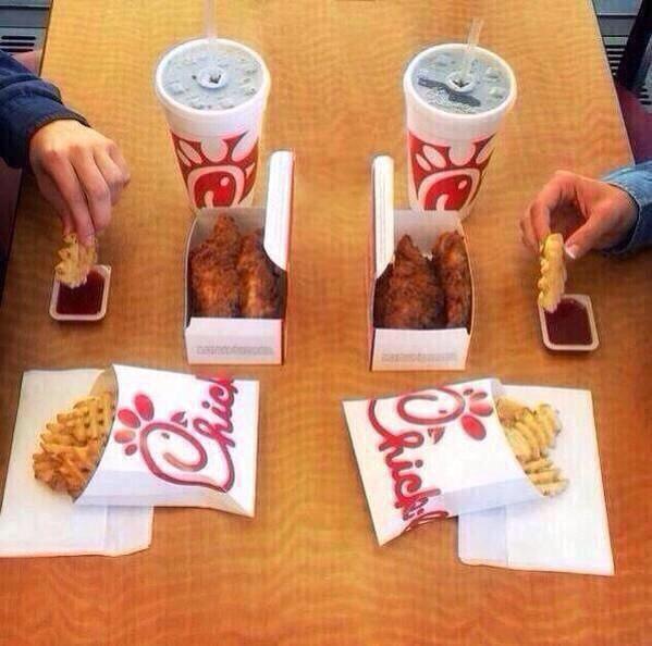 LoveIyPosts's tweet image. This could be us but its Sunday