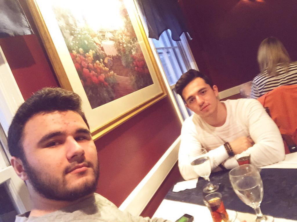 MahmudAkhundov's tweet photo. Dinner with #bestcomicswriter http://t.co/eBILoD0TrS