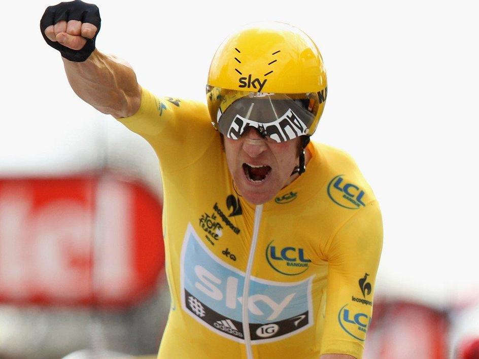 tourdegila's tweet photo. #MERCIWIGGO El @TeamSky ha fet una galeria de fotos del pas de Sir Bradley Wiggins per l'equip http://t.co/oGFmbFWp35 http://t.co/FfNLzRRyns