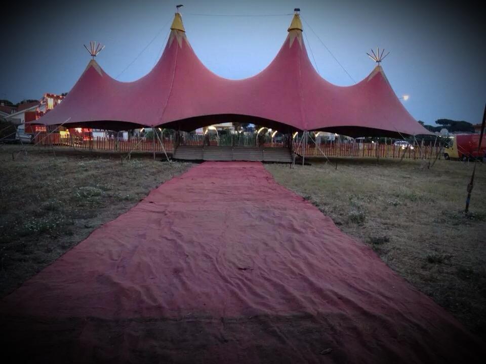 CirkuCirco's tweet photo. #circomontecarlo http://t.co/dFBT6vMdd1