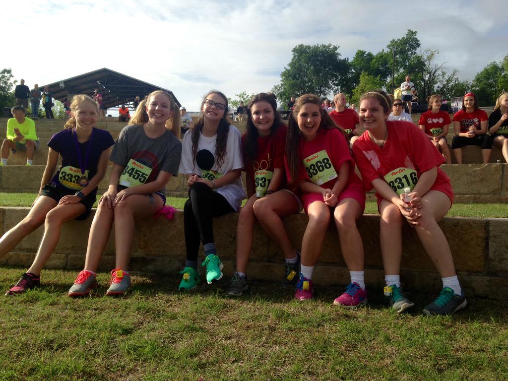 AHSDOLLS's tweet photo. Fun day yesterday at the #nextgen5k (Part 2) http://t.co/iRS115ZHdm