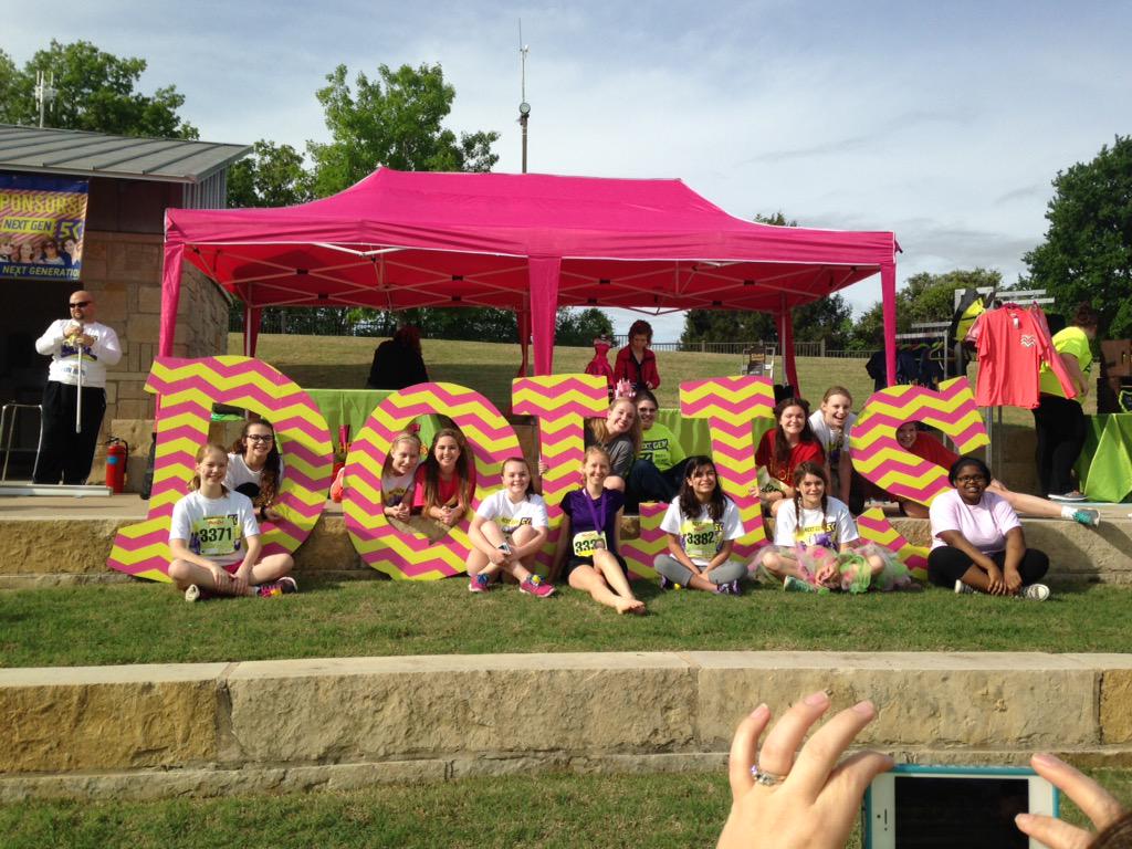 AHSDOLLS's tweet photo. Fun day yesterday at the #nextgen5k (Part 3) http://t.co/rvNxdJpnrs