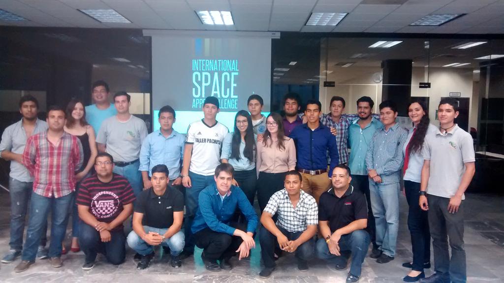 upsinoficial's tweet photo. Damos por terminado el #spaceapps2015 de la @NASA en Mazatlán en las instalaciones de UPSIN. ¡Felicidades a todos! http://t.co/tBT1qancUB