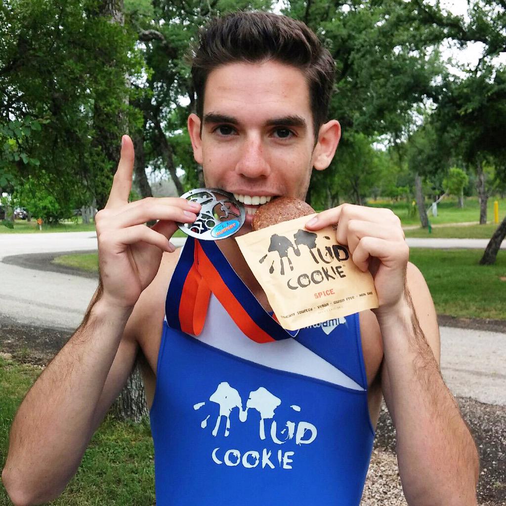 dhrosato's tweet photo. 1st place today with @mudmovement fueling me the entire way! #mudcookie #vegan #swimbikerun http://t.co/soHn5GQtXZ
