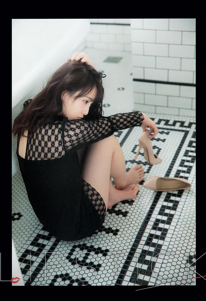 48FamilyINA's tweet photo. [MAGAZINE]「Big Comic Spirits」 No.20 2015 - SKE48 Matsui Rena (2/2) #ric http://t.co/wOsTGMm5tY