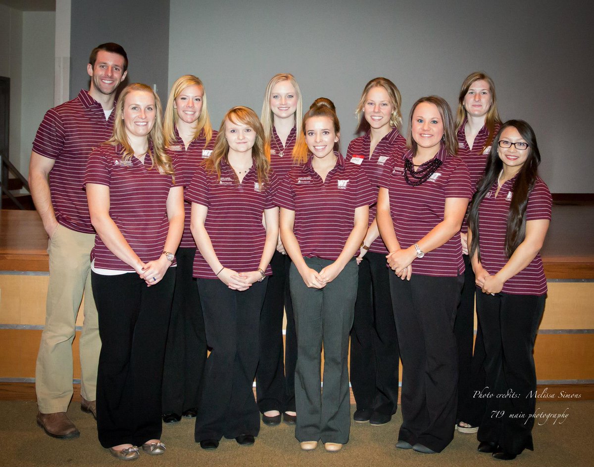 WT_CONHS's tweet photo. S/O to the 2014-2015 CONHS Student Advisory Council!!
#CONHS_AwardsReception #April9_2015 #Congrats #TYForAllYouDo http://t.co/dnfs9UNG2L