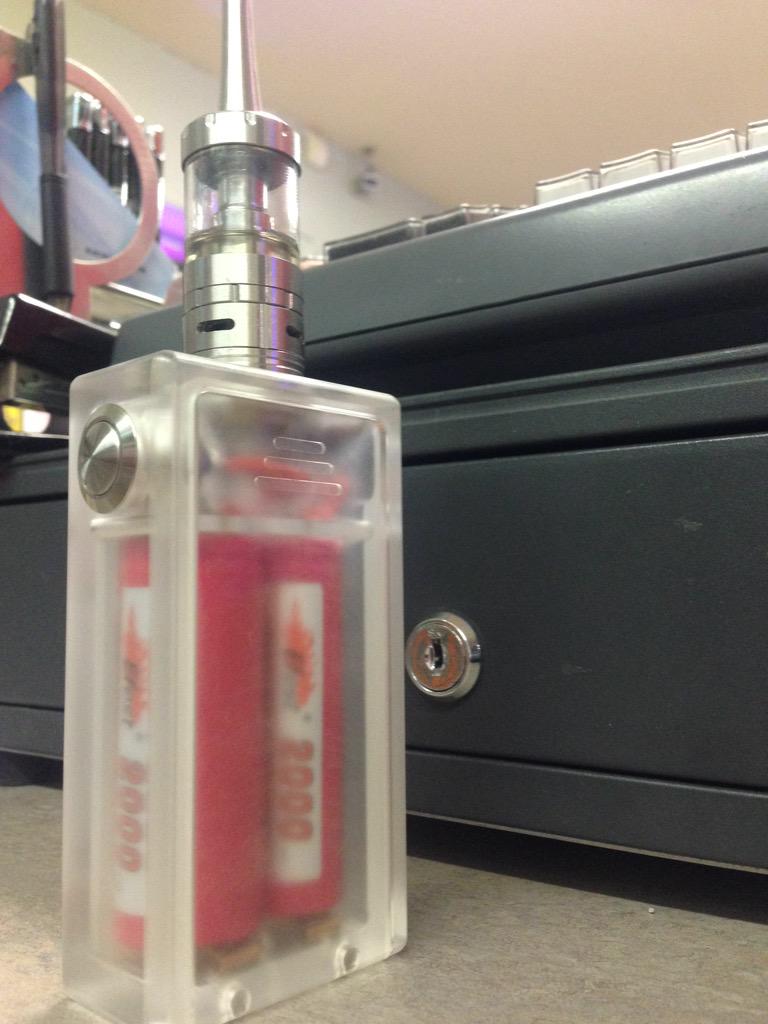 ShopNicks's tweet photo. I'm loving this box! http://t.co/OaAa40RwBJ