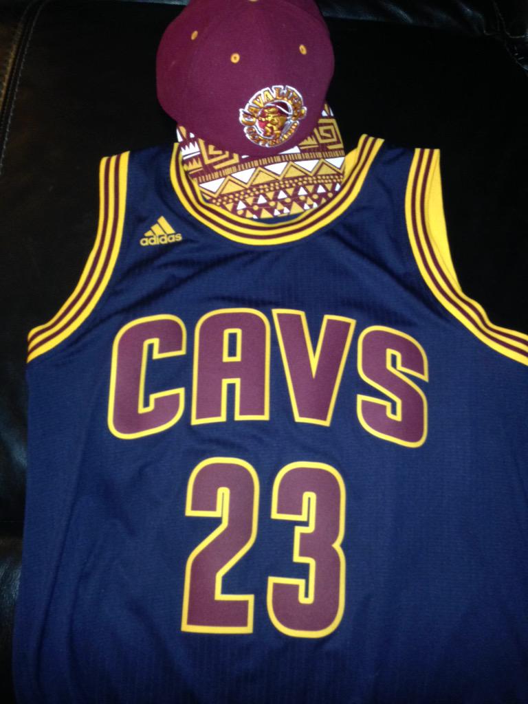 roblash1's tweet photo. #MyCavsColors #CavsGoldenTicket @cavs http://t.co/lWRIw504LQ