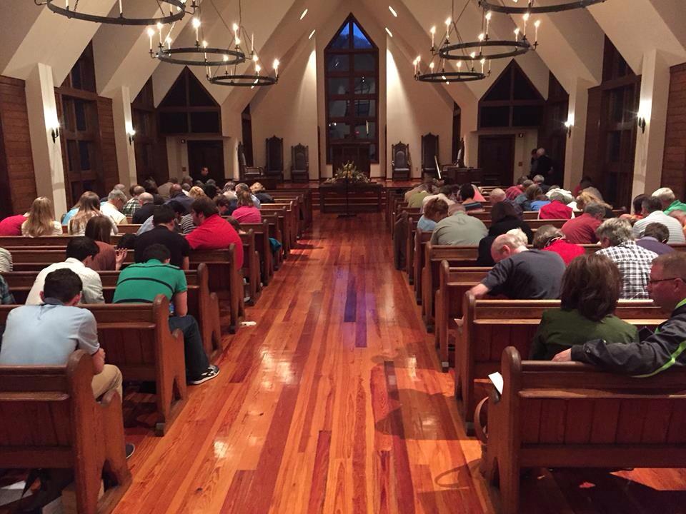 OneCry's tweet photo. Packed House for the @HeartCryConf #onecry Pre-Conference Prayer Gathering @TheCoveNC @hpmdave #heartcry http://t.co/V0bkX4dQQX