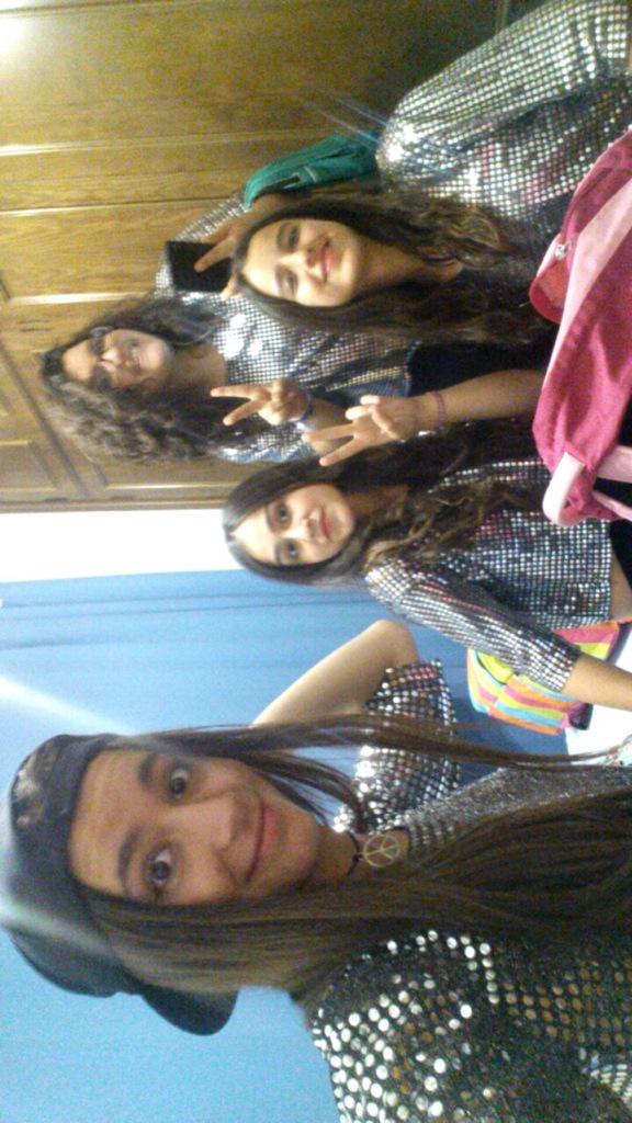 GloriaAnguis's tweet photo. Rodaje G2 @ClasesGloriaAng @AnabelRguezSilv @Gordillo_MG http://t.co/wu3VcQ70p4