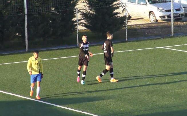 Boban Nikolov (C) after his goal