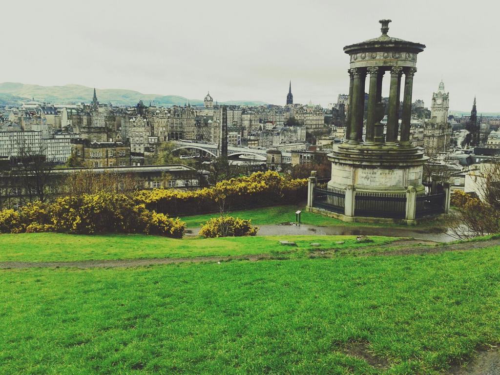 SweetDance8's tweet photo. Edinburgh http://t.co/XkuRLj2DPx