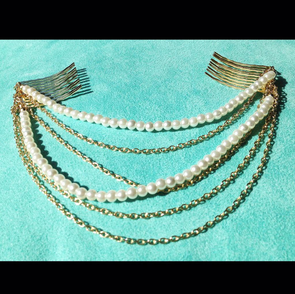 CuratedFinds's tweet photo. Lovely Pearl &amp; gold chain by iHeartCuratedFinds on Etsy http://t.co/R7OC4SZzg4 #Coachella2015 #Coachella http://t.co/nSlSsIACS1