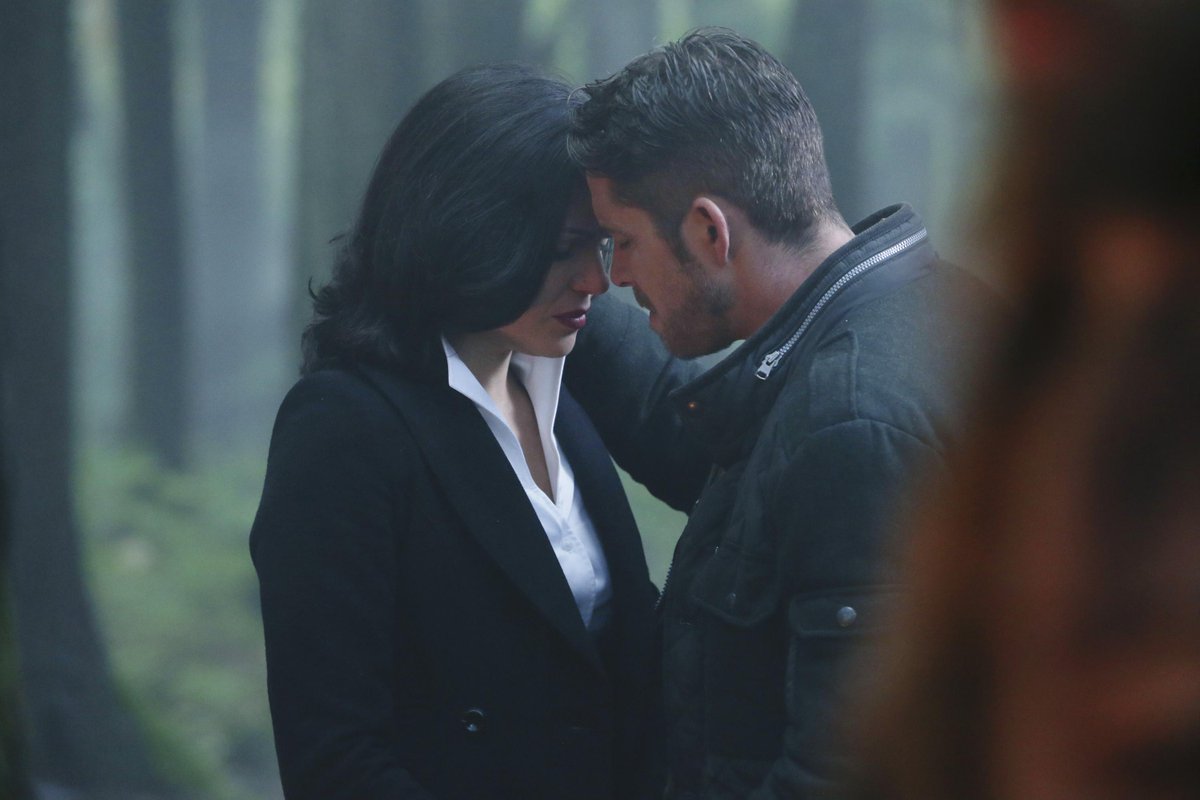 arrow_true's tweet image. OutlawQueen is Unbreakable #RobinIsBack #OnceUponATime