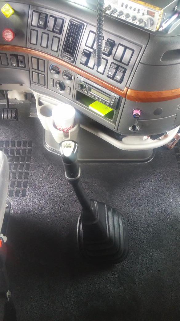 DcDclark1975's tweet image. Here at national van lines we have great pride about moving our customers here's our truck ready for next load