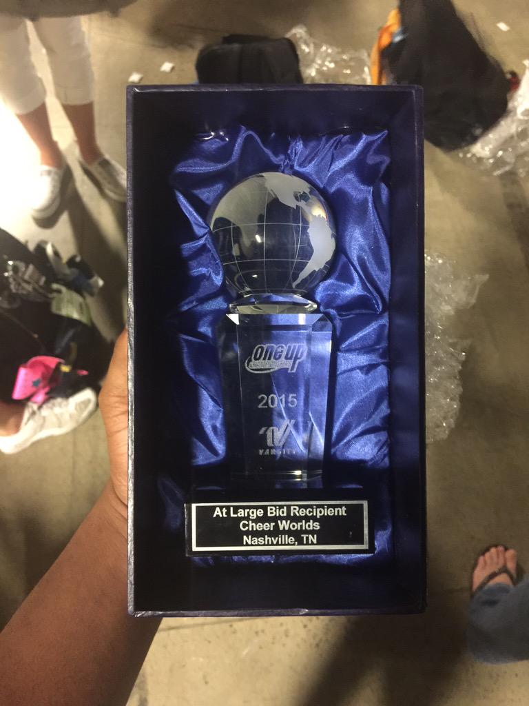 ReignOvrEvrythg's tweet photo. Cobalt is going to WORLDS!! #ReignOverEverything #LetTheReignContinue #BlueBlooded #IOC5 #OneUpNashville http://t.co/nHRAh4lTRV