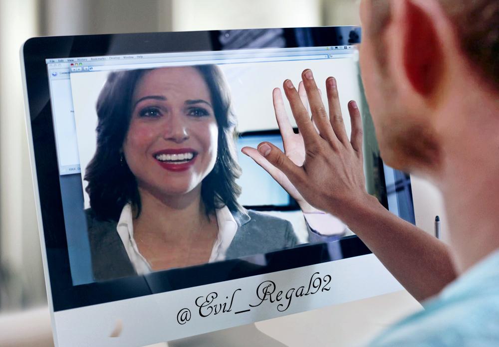 gagaisthequeen0's tweet image. OH MY FUCKING GOD😍😍😍 RT"@Evil_Regal92: OutlawQueen is Unbreakable ♥ #robinisback #OutlawQueen http://t.co/P5RrV8lNlR"