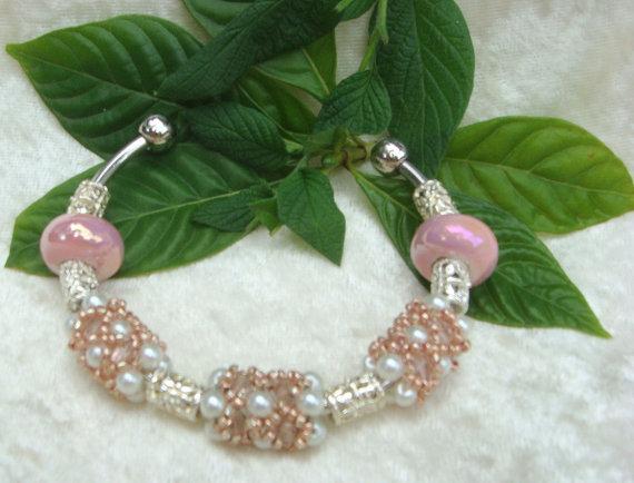 Ellie1029's tweet photo. Cuff Bangle Bracelet/ Hand Beaded Elegant Pink Cuf http://t.co/9B7XstKCq2 #bracelets2015 #earrings http://t.co/CvOoughYyP