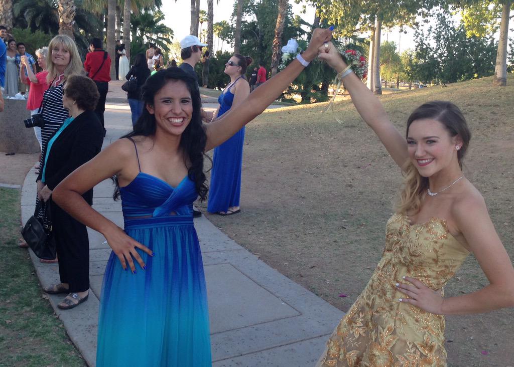 gabs627's tweet photo. prom was amazing http://t.co/u4NCUmWZsE