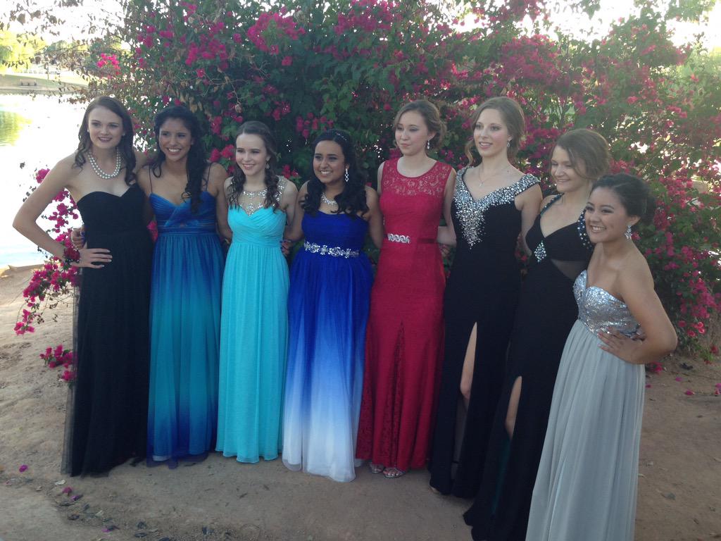 gabs627's tweet photo. prom was amazing http://t.co/u4NCUmWZsE
