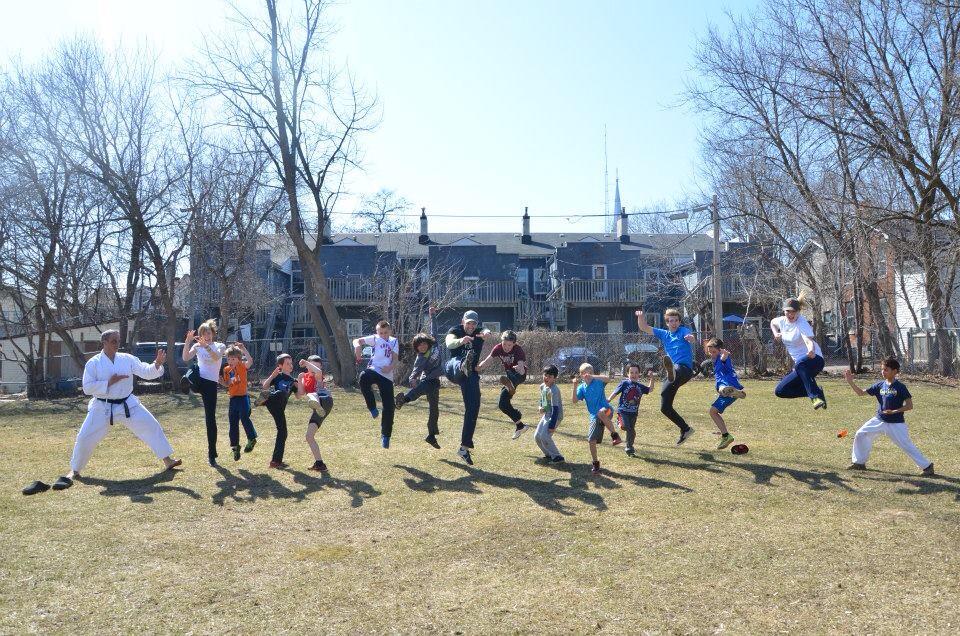 BeyoutifulCMPN's tweet image. Our jumping high kicks at today's #beyoutifulboys workshop !