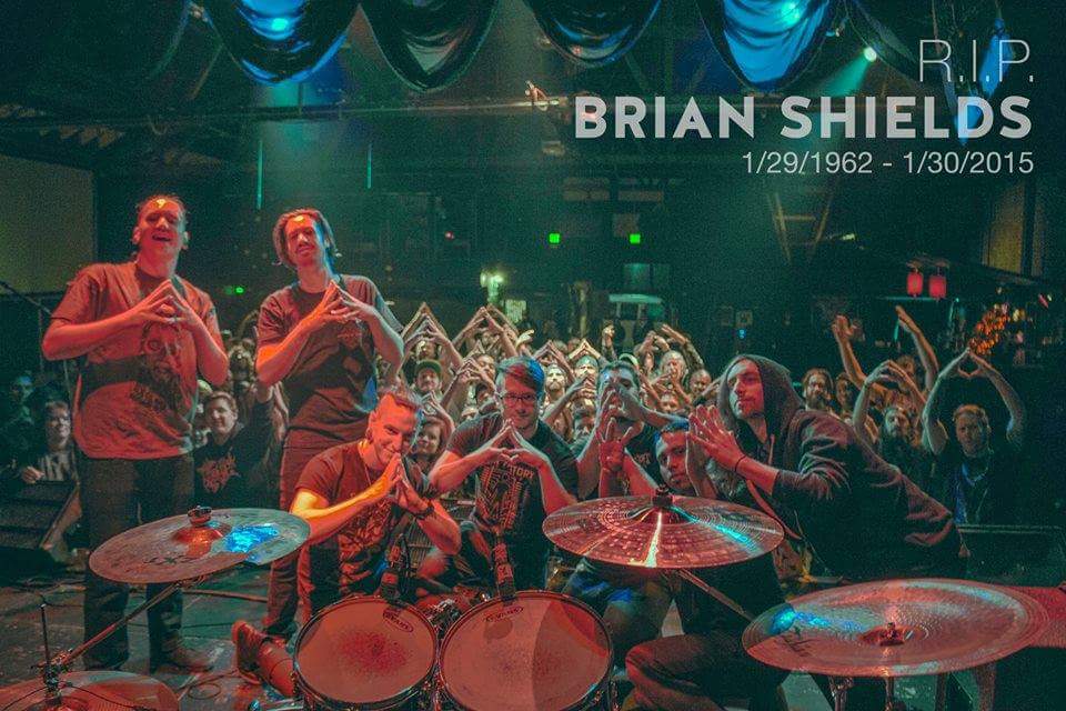 wrvthofficial's tweet photo. Group photo from last night. We're in the crowd somewhere. RIP Brian Shields! http://t.co/MqwFC8I7n3