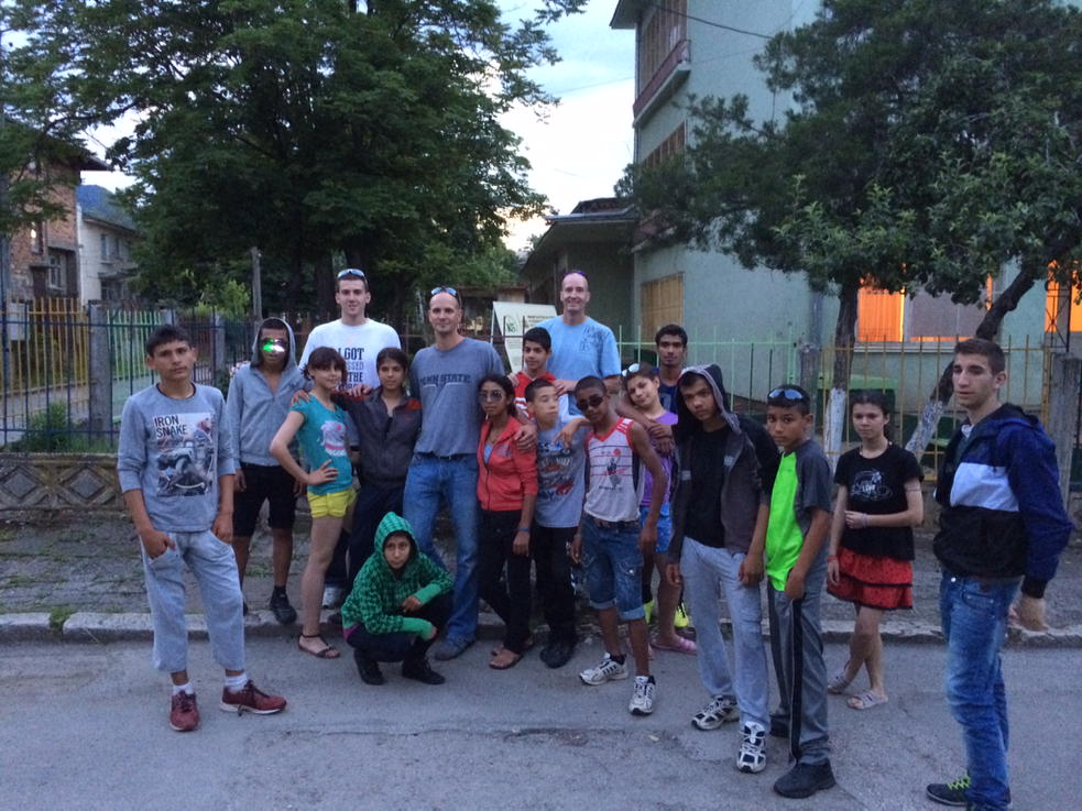 MaraProject's tweet photo. With some friends at Vratsa orphanage in Bulgaria. Help us make a difference for them! http://t.co/fjgRXFVhGT
