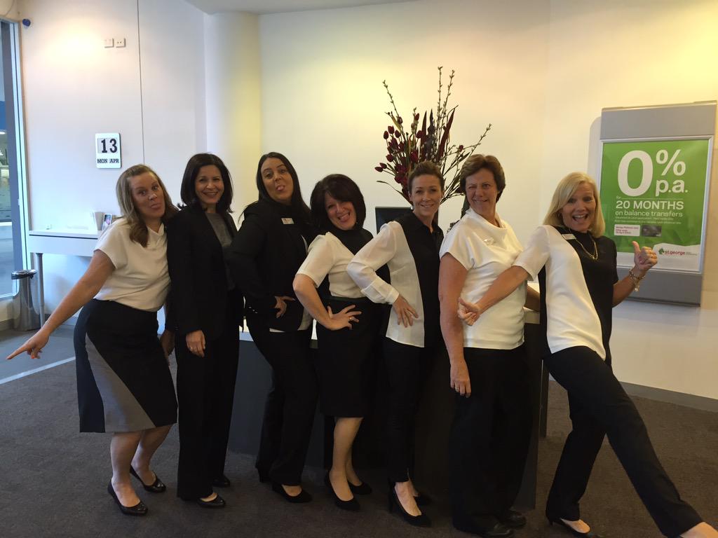 nickgr76's tweet photo. Team in our new gear @ravingrousehill http://t.co/CBEf6mCWzW