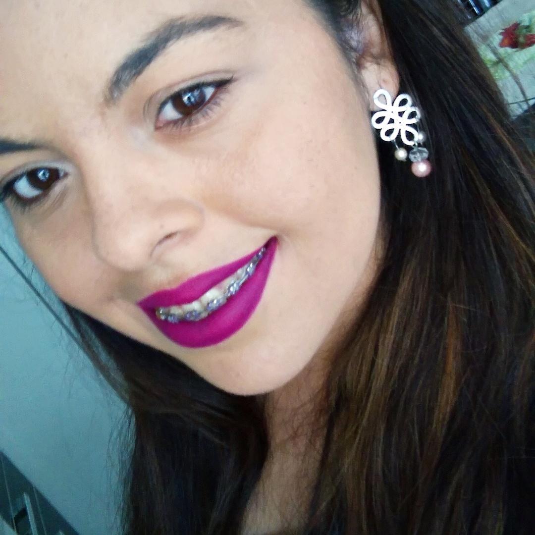 badgaby_'s tweet photo. Obrigada @qdberenice por criar o batom mais lindo do mundo! 😍 💋 💜
#uvali #qdb #lipstick #makeup #beauty http://t.co/mqusXJ6WYB
