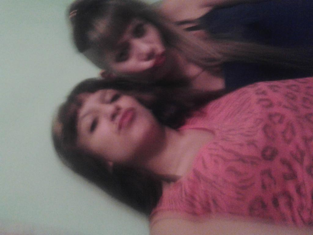 LaaChinnii's tweet photo. Te amooo amigaaaa por estos 6 años de amistaddd mas allaaa de todooo... http://t.co/UjYG7HFYN5