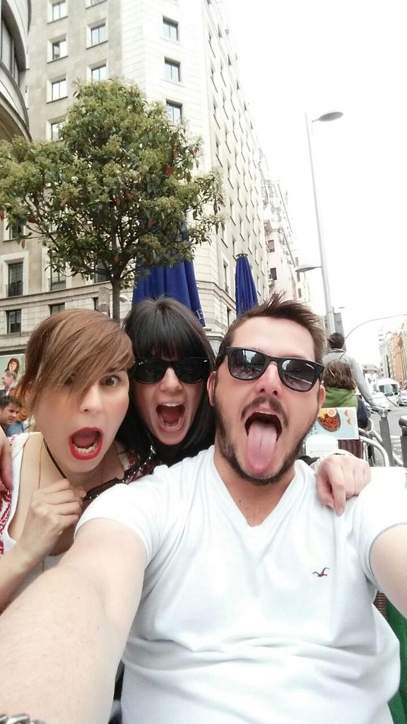 GLopez_85's tweet photo. Fin de los 27 @MaraFervi nuevos retos y oportunidades que afrontar como tú sólo sabes. Happy birthday princes!! http://t.co/a6nk5eKceg