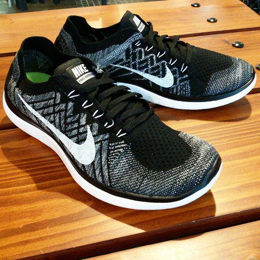 urbanAthletics on X: "Barefoot ride. #Nike (Black/White-Wolf Grey-Dark Grey) P6,795 #UArelease http://t.co/xjryqjwXIL" / X