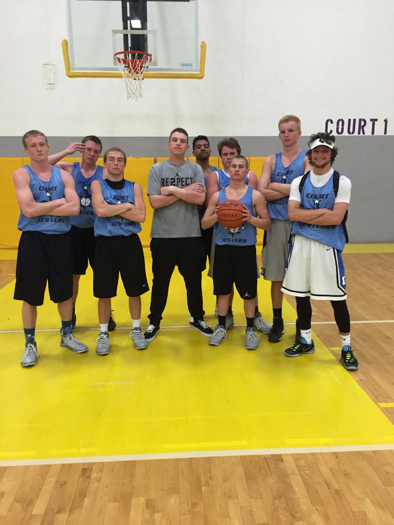 CincyJesters's tweet photo. Court jesters with a huge victory tonight 95-67! #greatness http://t.co/sZJOTRUm67