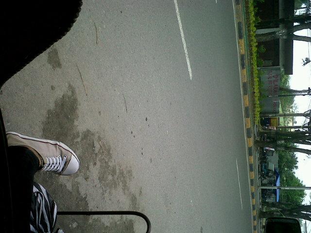 Tolong kak, adek nyasarr;3