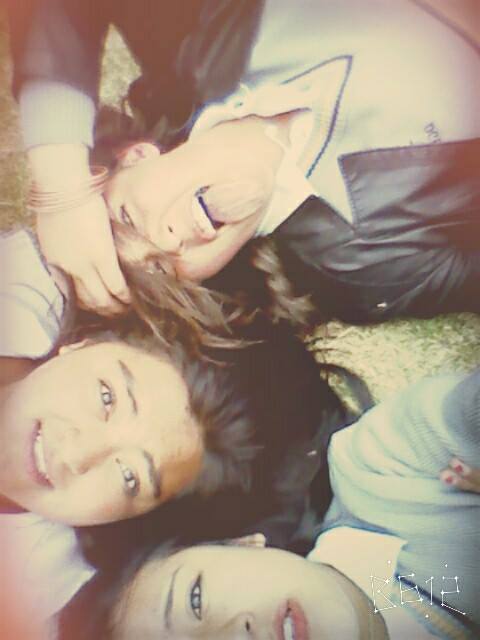 MartinezNaty29's tweet photo. Días divertidos en la escuela :3 7uu7
#MananaEsLunes y #Ay_Escuela http://t.co/RNN15aPgt0