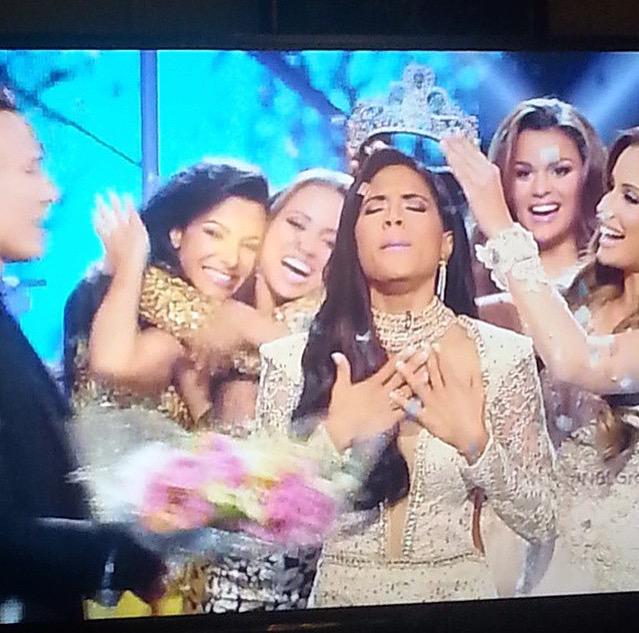 LachapelFans's tweet photo. Arriba República Dominicana #TeamFrancisca #NBLFrancisca #RD #AZUA #NY #LATINOS! 🔴⚪️🔵 http://t.co/qALg5W1JvJ