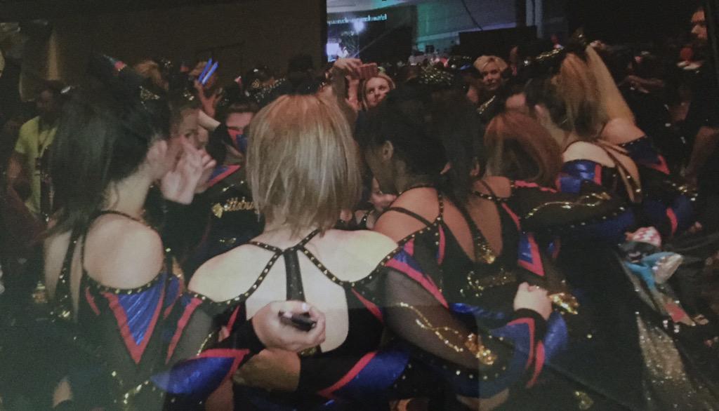 geenaprov's tweet photo. Such a memorable weekend ❤️💙🌟 #OIAAF http://t.co/qB6tFJheAi