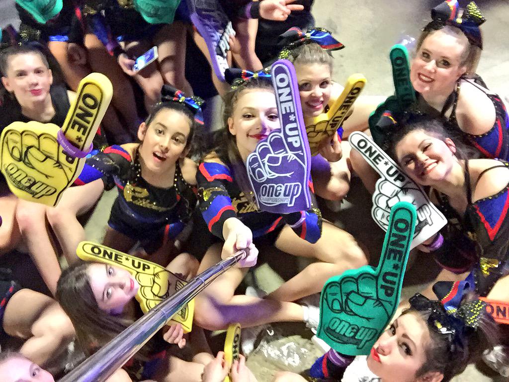 geenaprov's tweet photo. Such a memorable weekend ❤️💙🌟 #OIAAF http://t.co/qB6tFJheAi