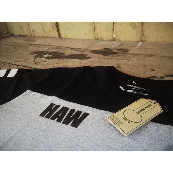 moses_searhand's tweet photo. Availabe now at market monkey store:Jl Bukit tinggi no15 Ruko kantin luna lantai 2.
Tlp:082178731005 
bb:231B8155 :) http://t.co/z4iFyucEuK