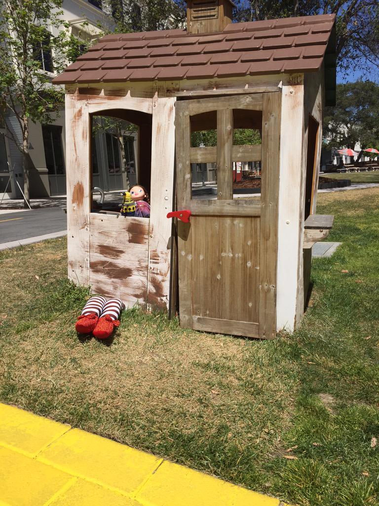 MyDalekAndMe's tweet photo. And you thought a tornado did it. Dalek in need of driving school. #NotInKansasAnymore #Oz http://t.co/facJyIc7Q2