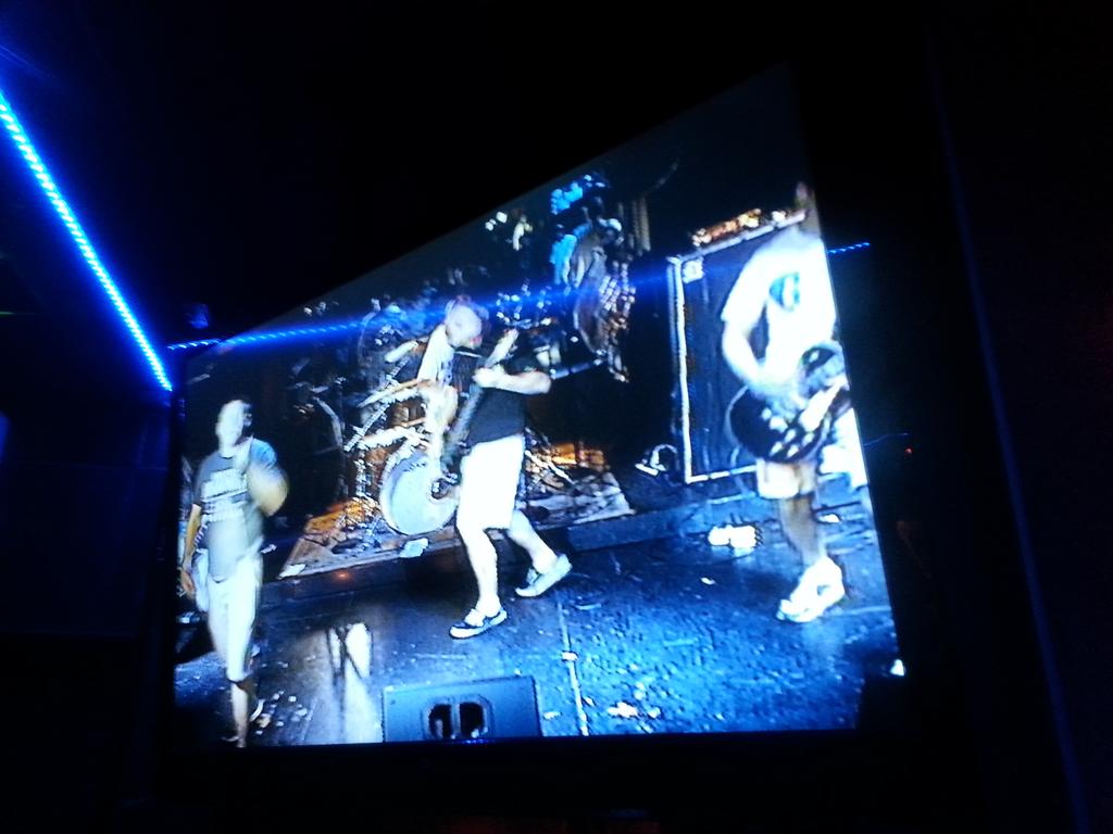 Wow. <a href="/clarityxnw/">clarityxnw</a> hit the big leagues now.