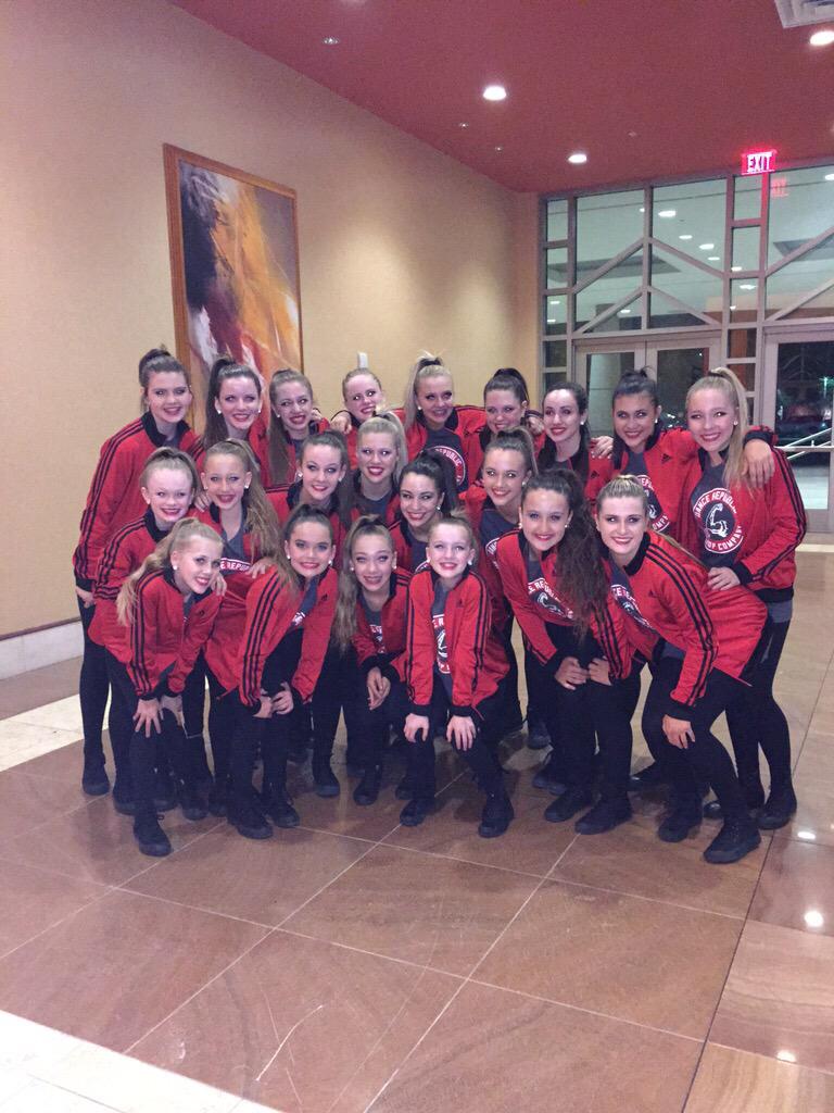 rileymelkowski's tweet photo. this weekend rocked👌🏼 #drserious http://t.co/OArJLoNm2L