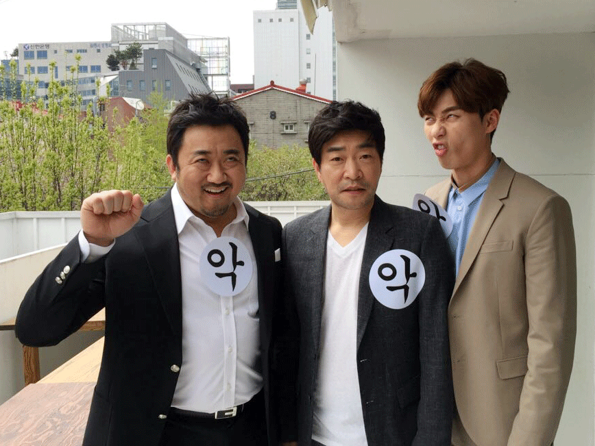 <#악의연대기> 상 남자들의 외모 몰아주기! 잘생김 #손현주 편. ※ 참고 - 영화 #추적스릴러 장르임.Translate post
